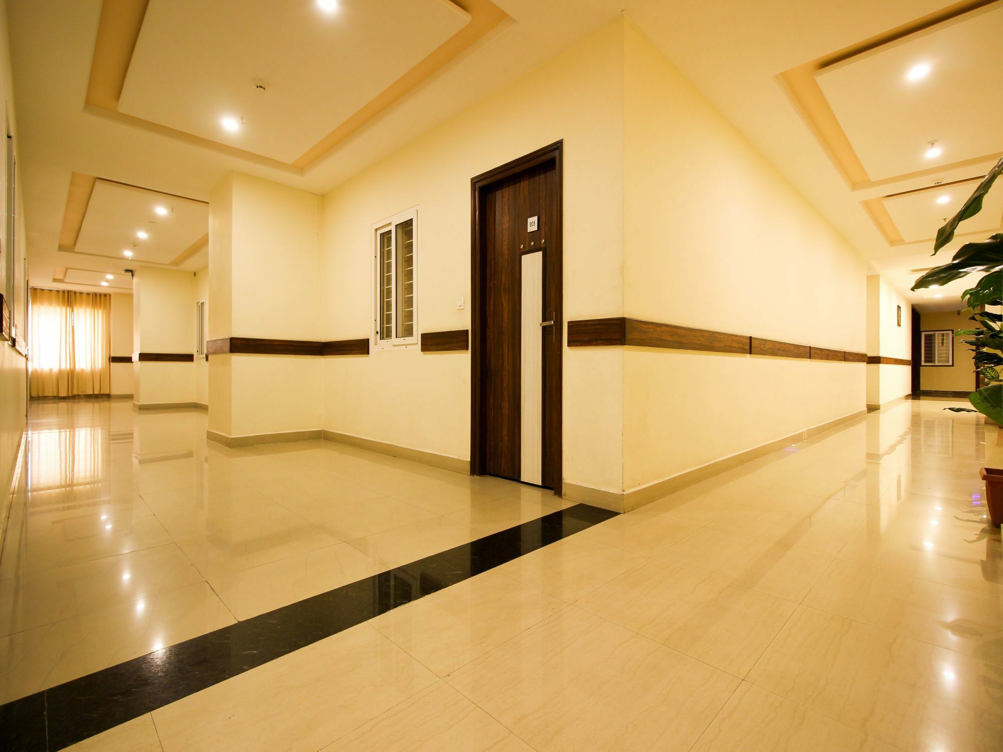 Oyo 6960 Kengeri Hotel Bangalore Buitenkant foto