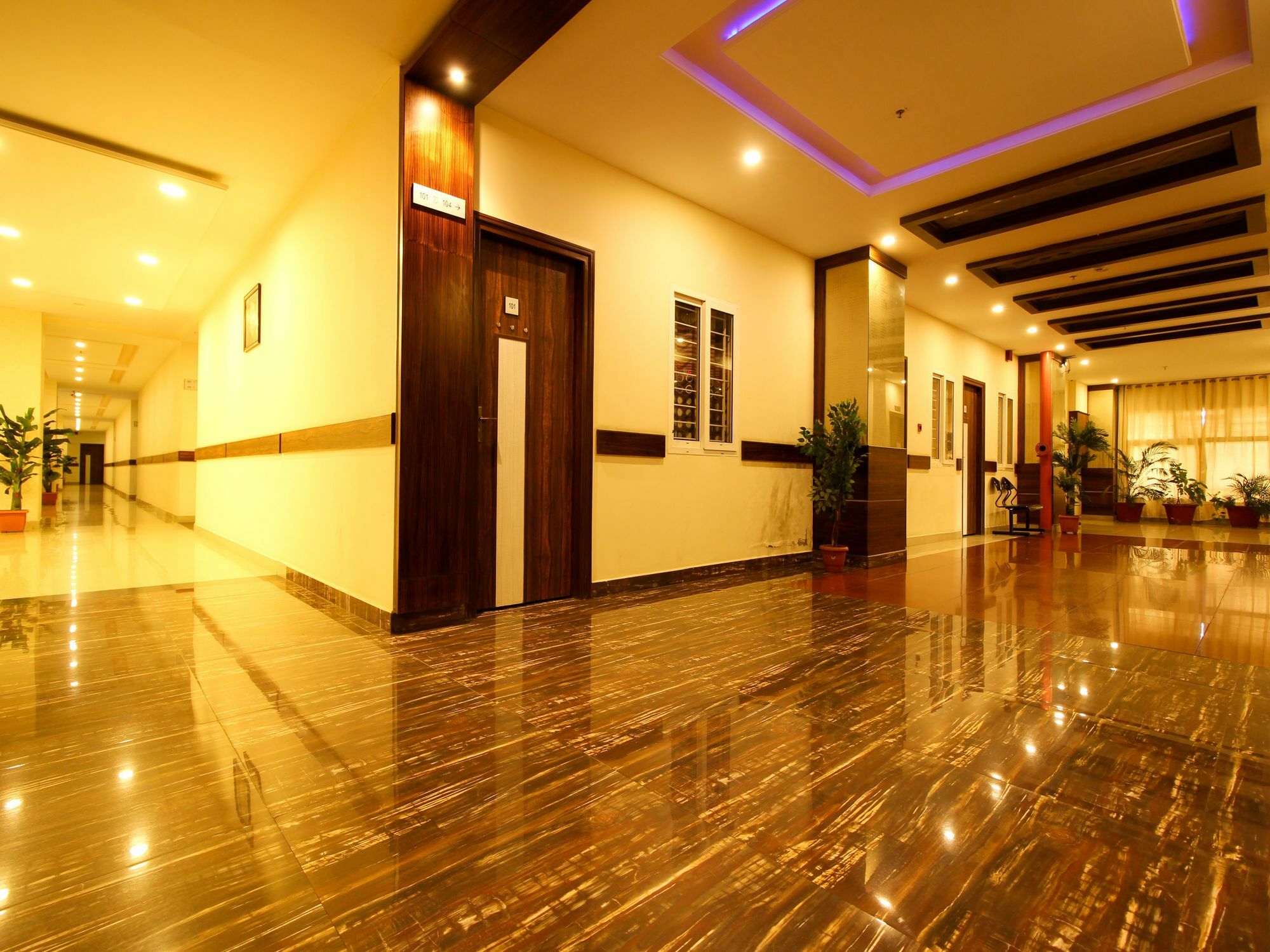 Oyo 6960 Kengeri Hotel Bangalore Buitenkant foto