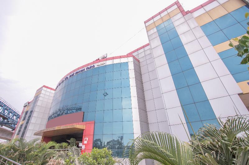 Oyo 6960 Kengeri Hotel Bangalore Buitenkant foto